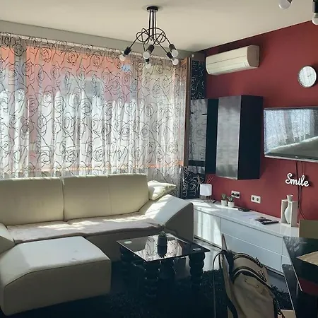 Apartamento Lovely Katerina With Free Parking