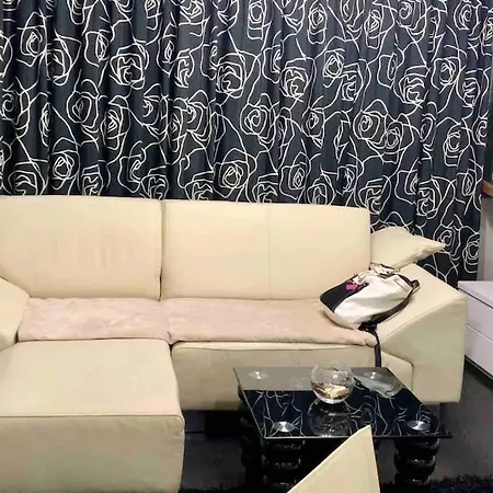 Apartamento Lovely Katerina With Free Parking