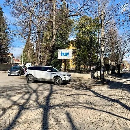 Апартамент Lovely Katerina With Free Parking София